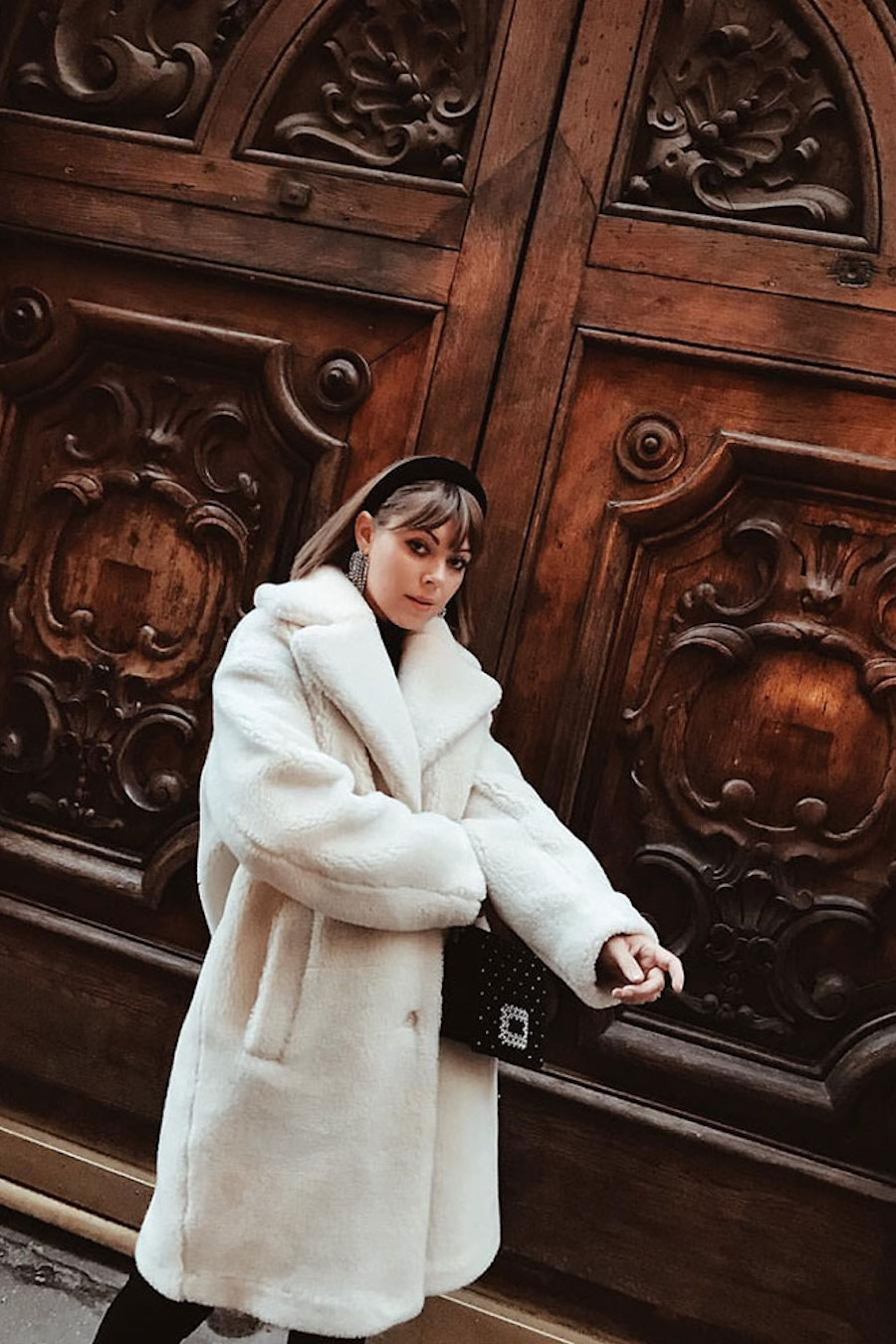 White and Beige Coat Outfits That Make You Look Instantly Polished ...