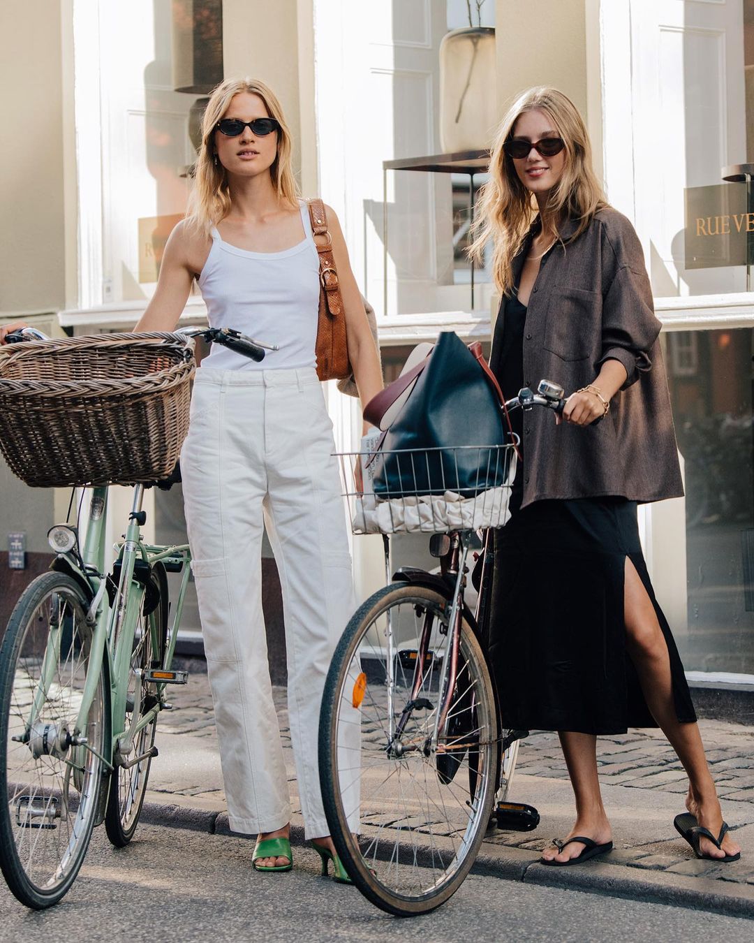 Summer capsule jeans: A straight leg jeans in ivory